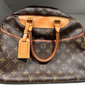 Louis Vuitton Deauville Handbag Monogram Canvas